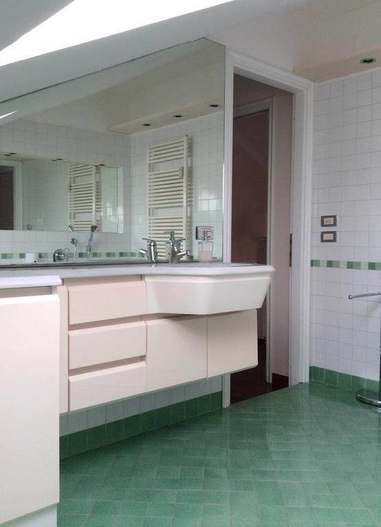 Apartment La Mansarda Alba  Ruang foto